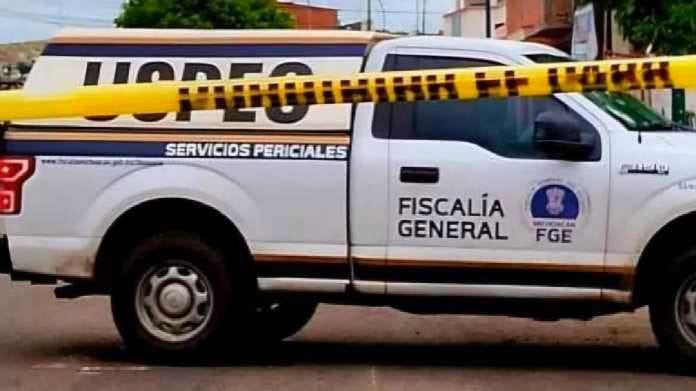 Hombre mu3re electr0cutado mientras realizaba reparaciones, en Coahuayana