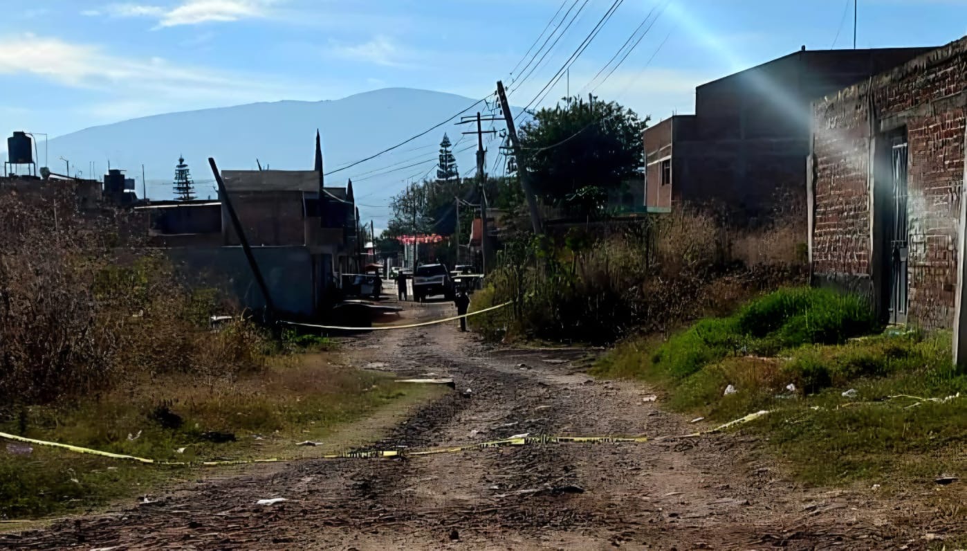 Agresión armada deja dos lesionados en la colonia El Planetario, de Uruapan