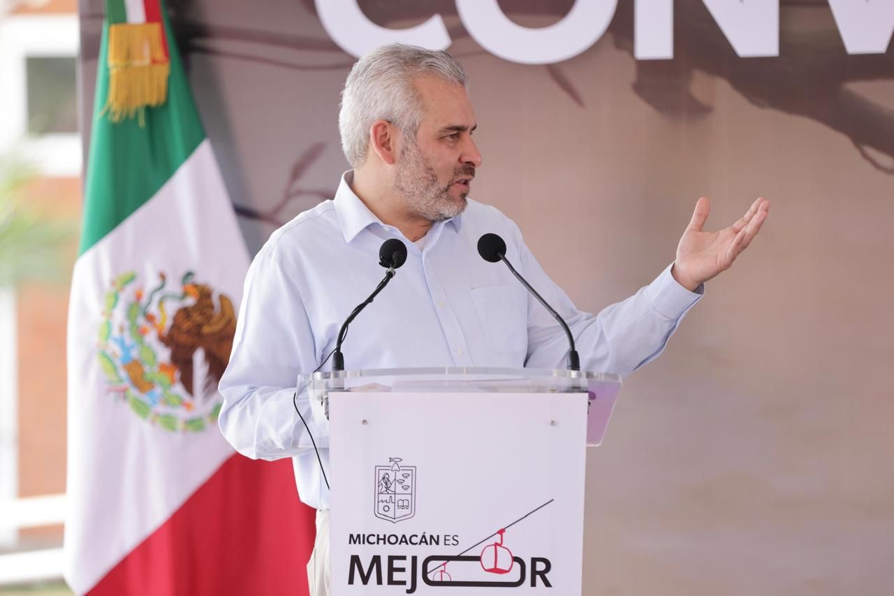 Bedolla anuncia el primer pago de la Beca Gertrudis Bocanegra para el 28 de febrero