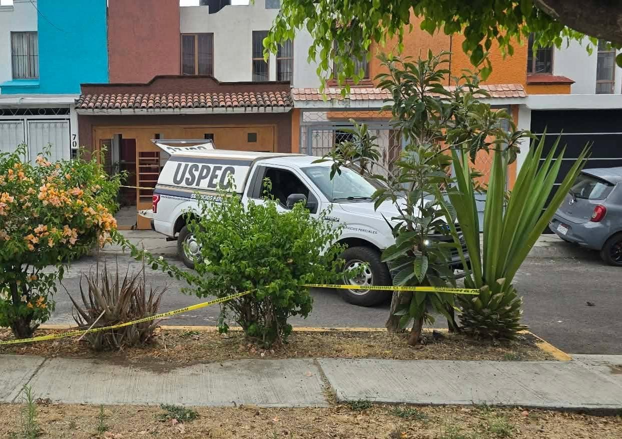 Hallan a hombre asesinad0 dentro de su domicilio en el fraccionamiento Batalla de Morelia