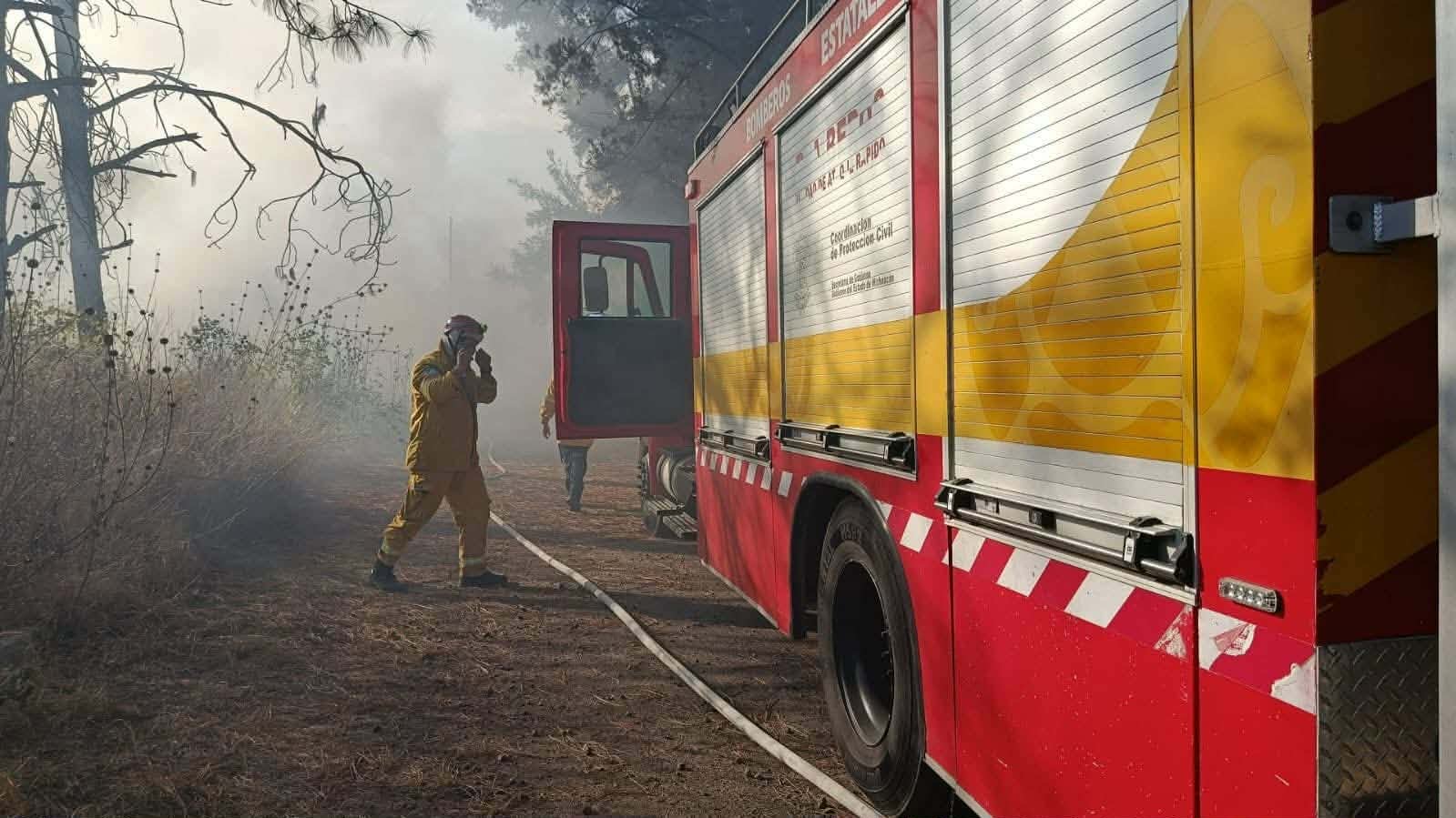Se registran varios incendios de pastizal en distintos puntos de Morelia