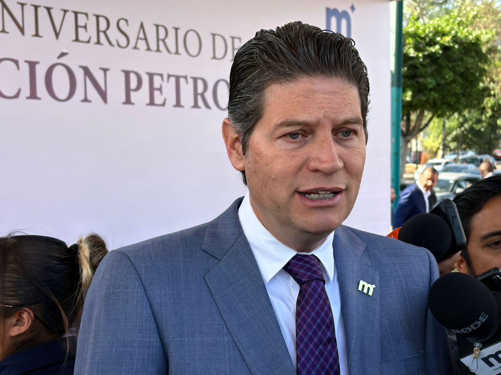 Lamenta Alfonso Martínez que el expresidente de México aparezca para pedir apoyo para un país dictador y abandone a los mexicanos