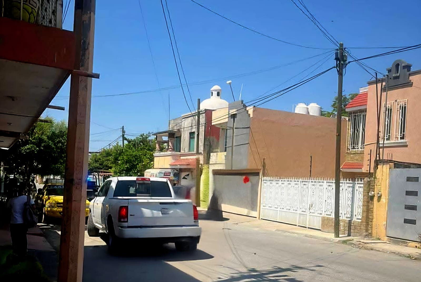 Inhabilitan cámaras parásitas usadas por delincuentes, en Apatzingán