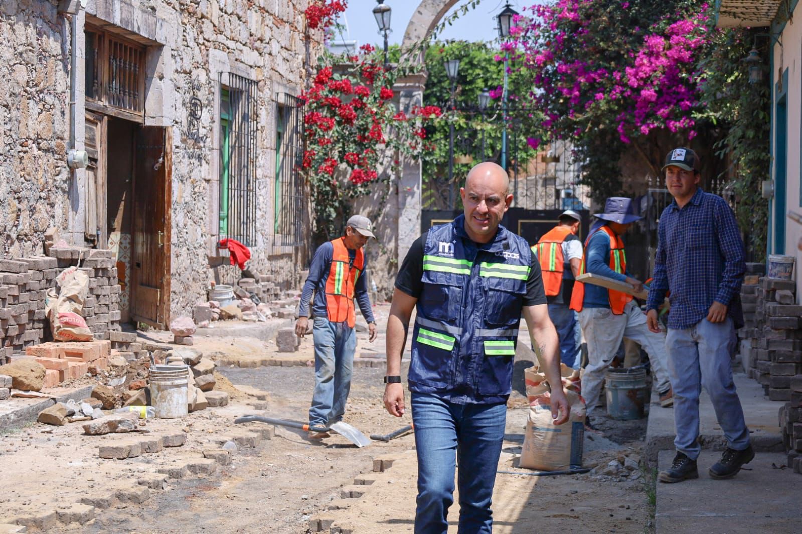 Obra sanitaria de Santa María beneficia a más de 300 habitantes: Adolfo Torres