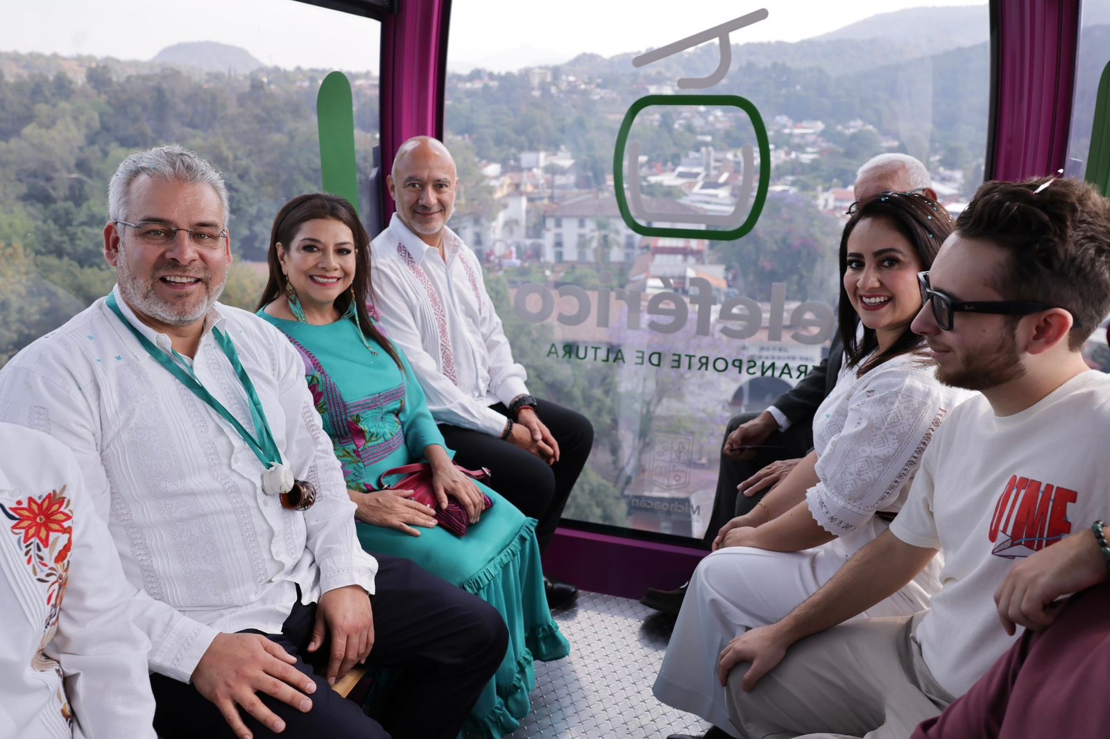 Bedolla visualiza al teleférico de Uruapan como motor económico y turístico