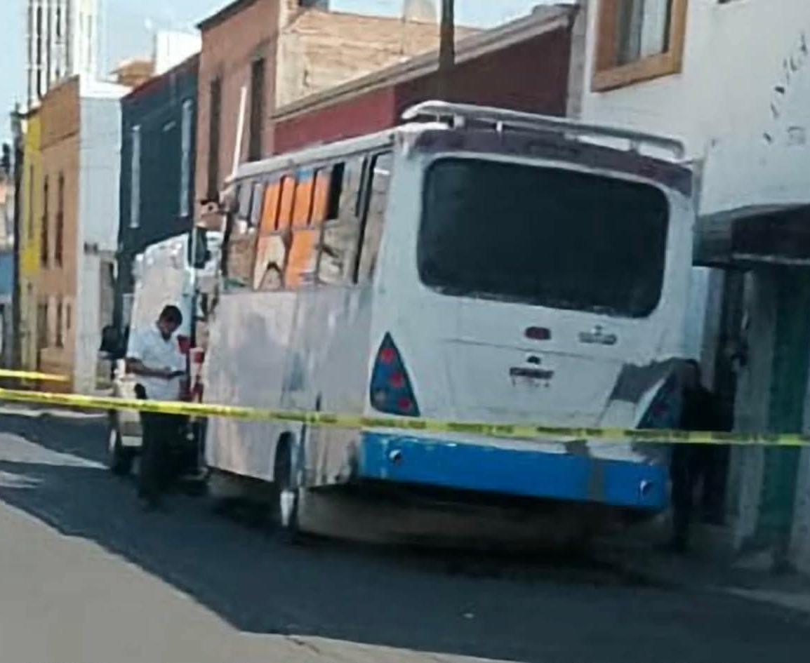 Adulto mayor muere cuando viajaba en un camión de pasajeros, en Morelia 