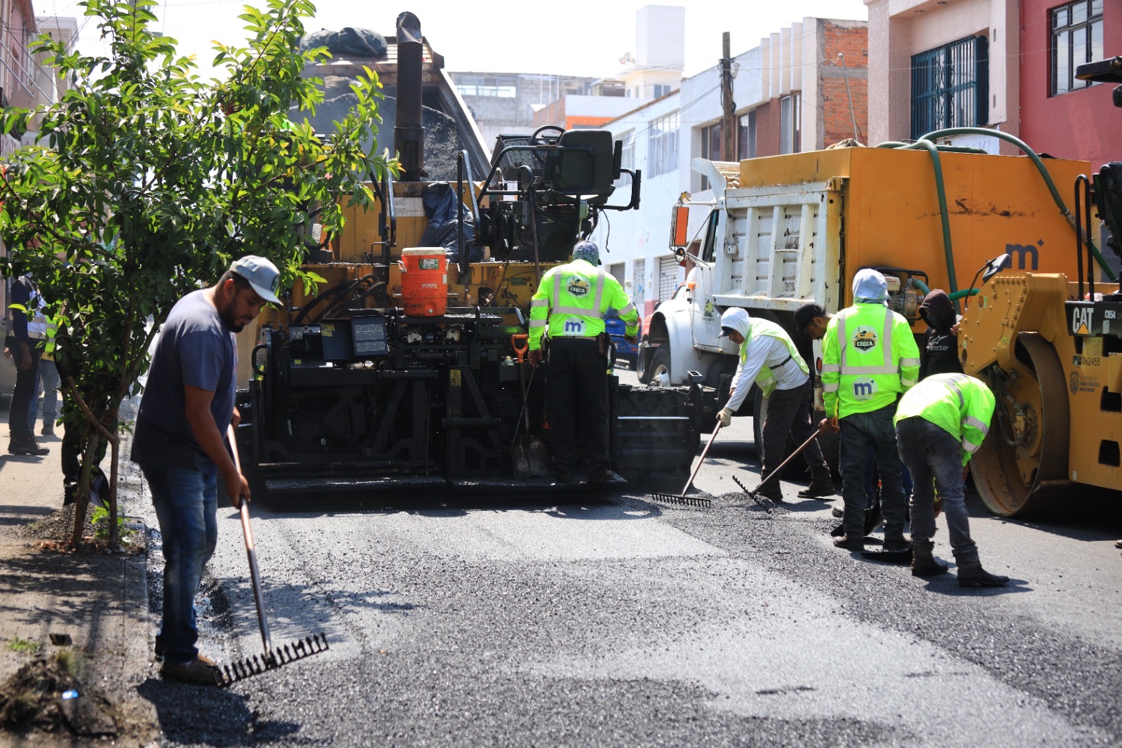 Gobierno de Morelia lleva a cabo programa de reencarpetamiento en distintos puntos de la ciudad