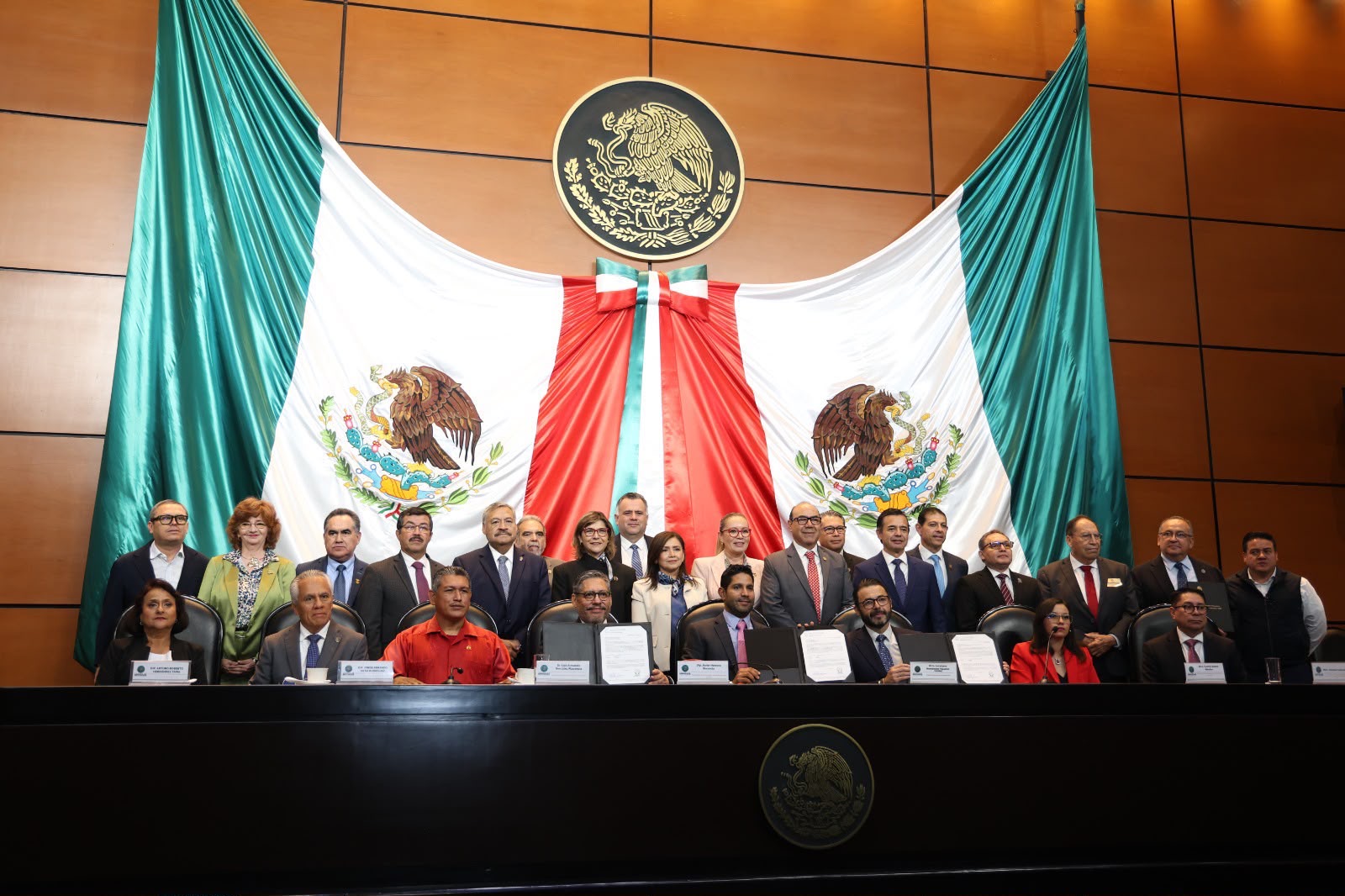 ADMINISTRACIÓN DE YARABÍ ÁVILA CUMPLE; ENTREGA ESTADOS FINANCIEROS AUDITADOS Y AVANCES ACADÉMICOS A LA COMISIÓN DE VIGILANCIA DE LA ASF