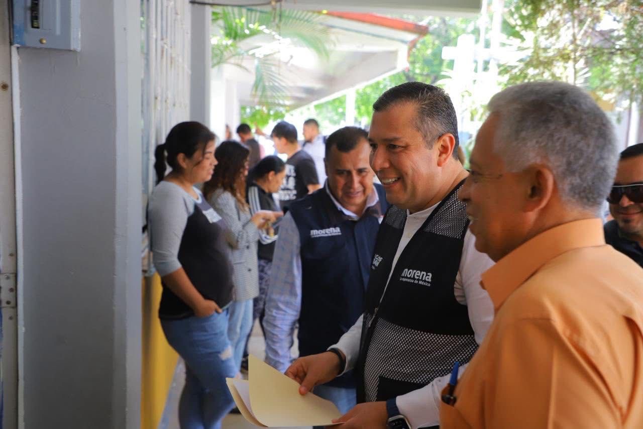 Barragán apoya escuelas de Morelia para el regreso a clases