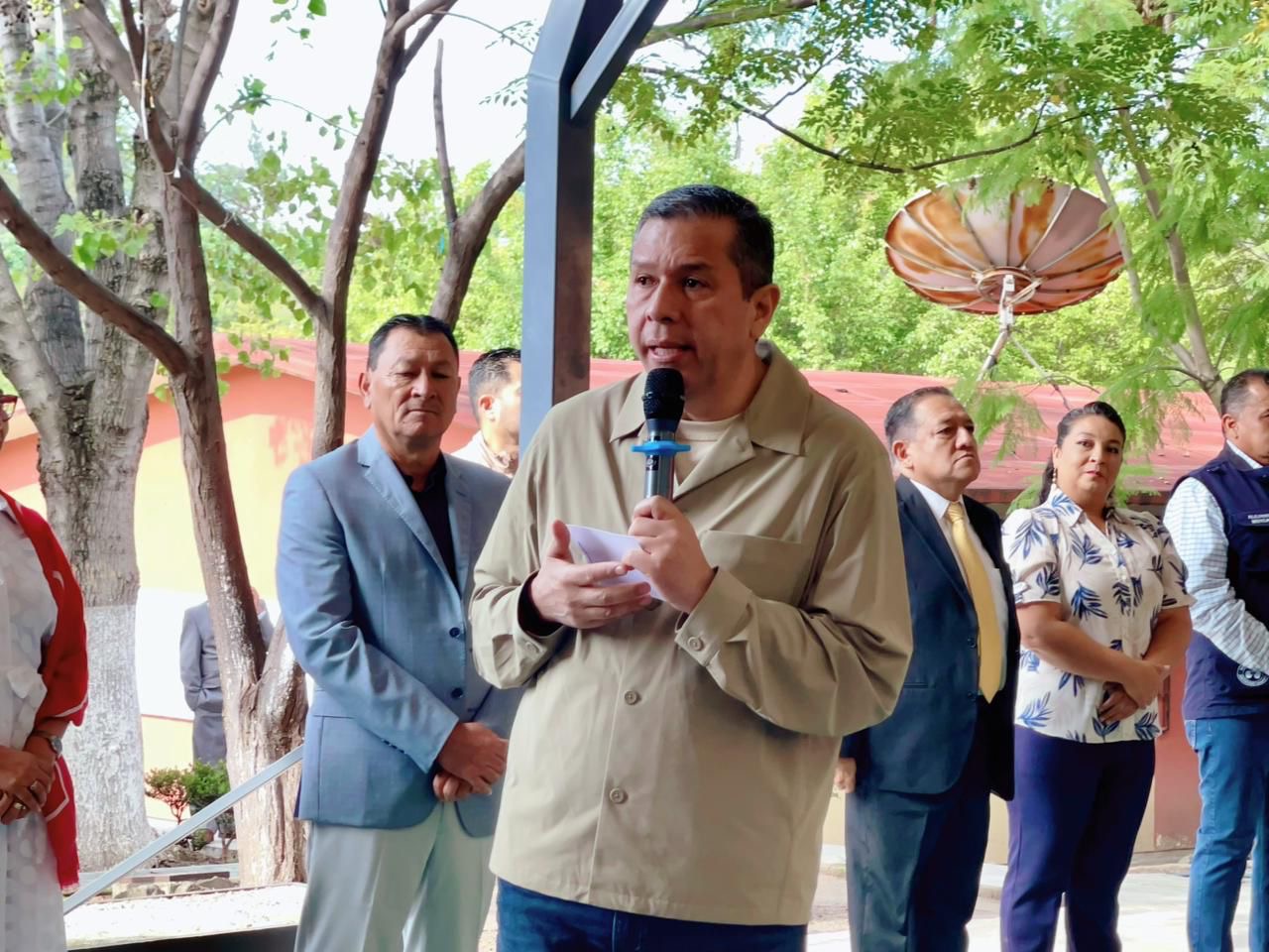 Échale una Mano a las Escuelas transforma mil planteles en Morelia: JC Barragán