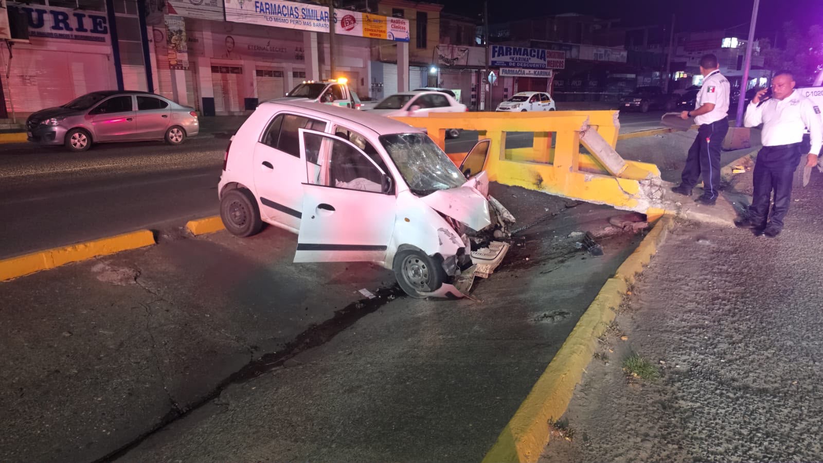 Periodista muere en accidente vehicular en Lázaro Cárdenas 