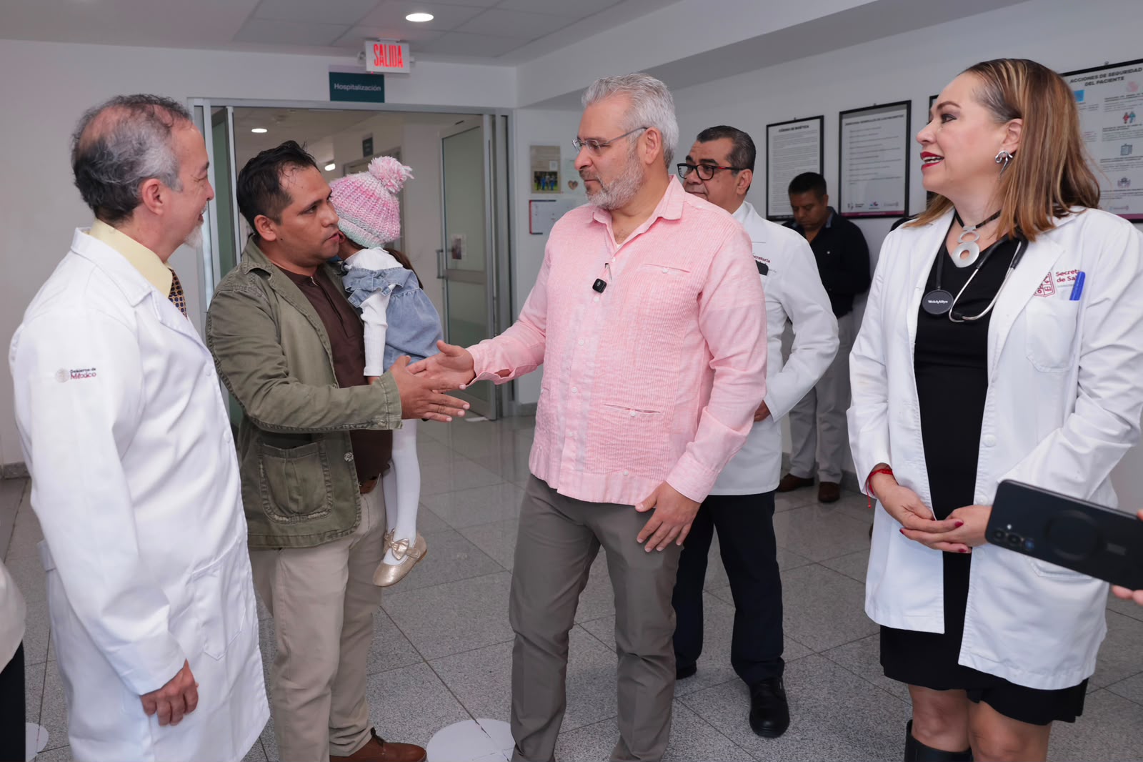 Apoya Bedolla a 836 familias cuidadoras de niños con cáncer