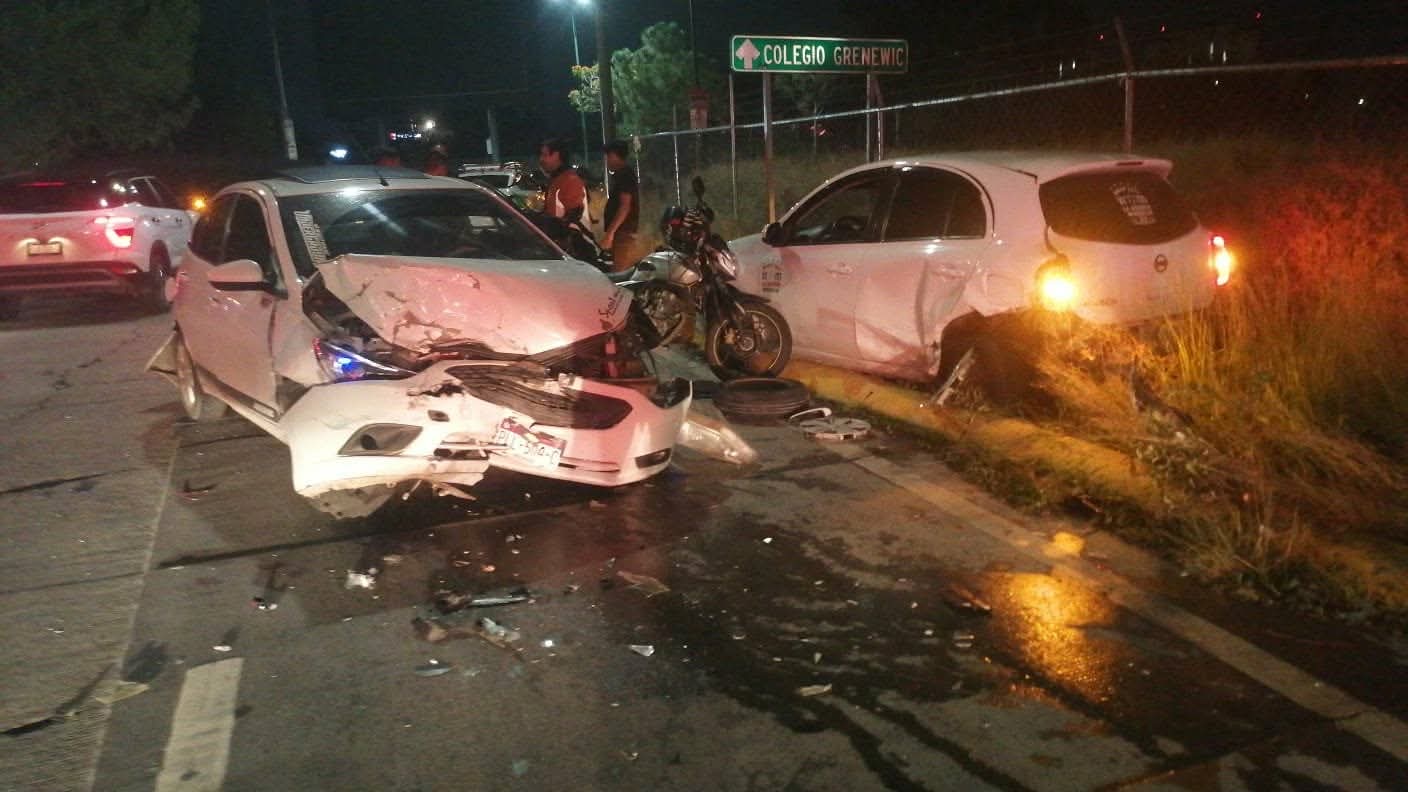 Automovilista presuntamente ebrio provoca carambola en el Ramal Camelinas; hay un herido
