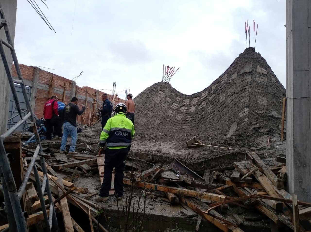Colapso de losa y cimbra deja 25 albañiles heridos cerca de la colonia Valle del Real, al norte de Morelia