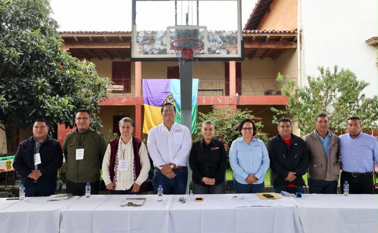 Celebra Bedolla incorporación de Huecorio a los autogobiernos; suman 55 en Michoacán
