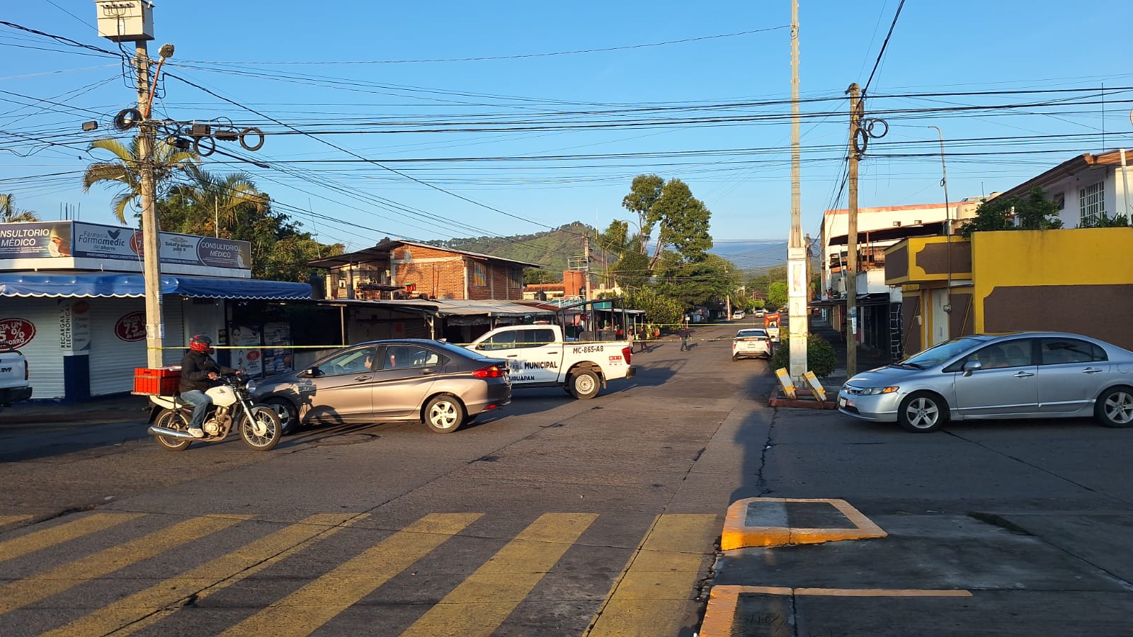 A balazos atacan base de taxis en la colonia Emiliano Zapata de Uruapan