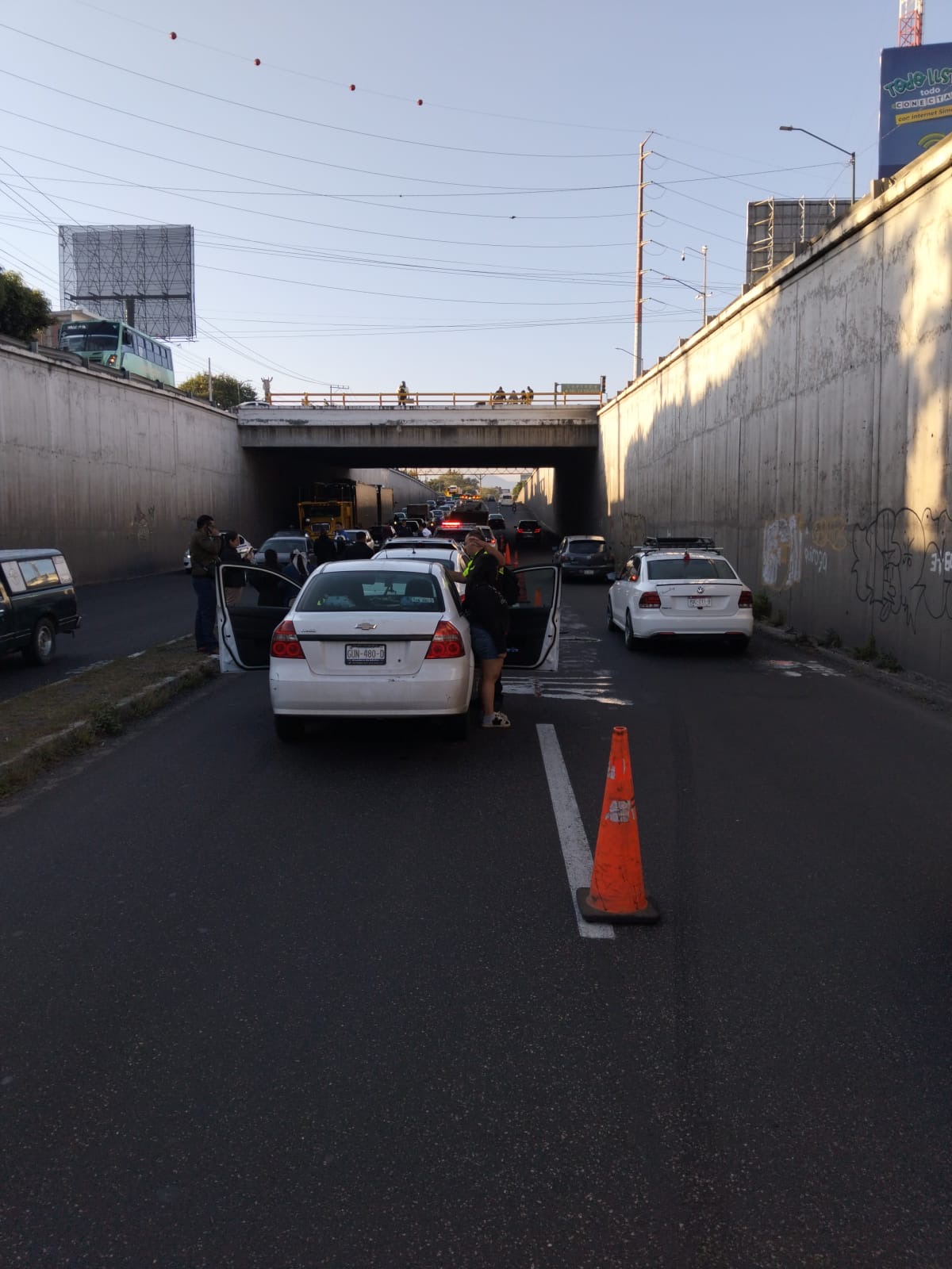 Se registra choque vehicular múltiple en la Morelos Norte de Morelia 