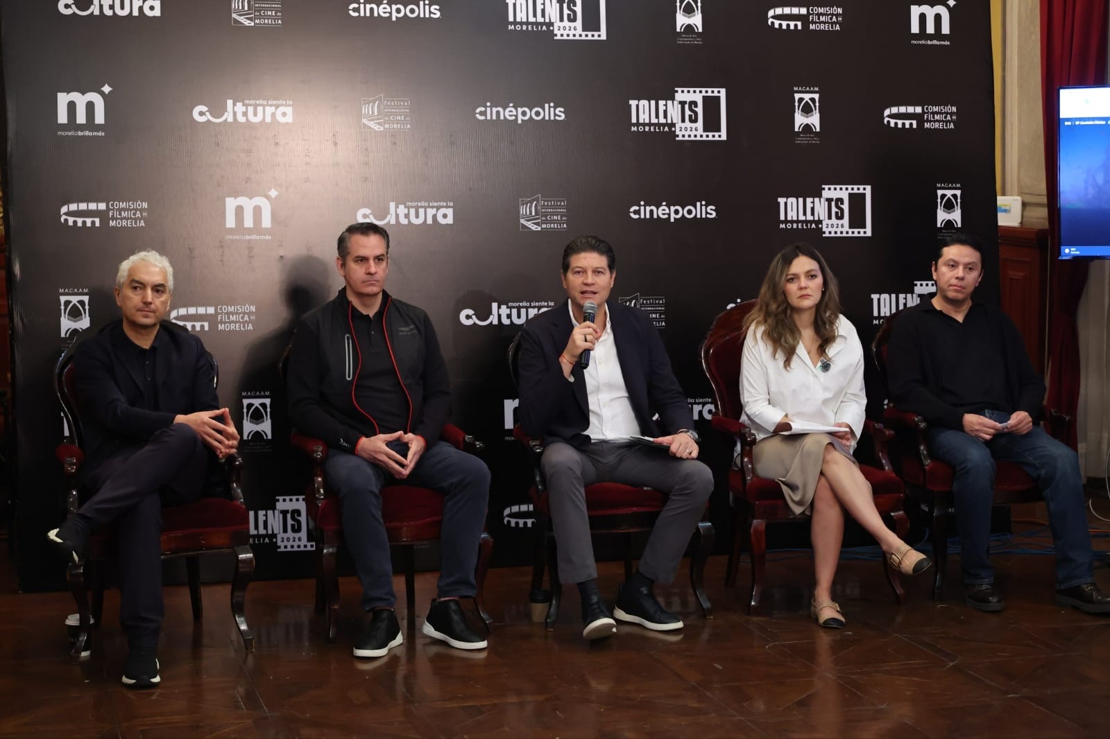 Anuncia Alfonso Martínez Alcázar grabación de largometraje en Morelia