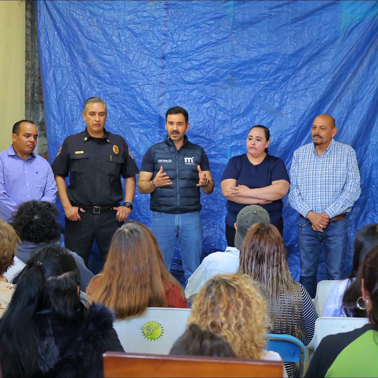 Yankel Benítez acerca capacitación en primeros auxilios a vecinos de Lomas de Santiaguito