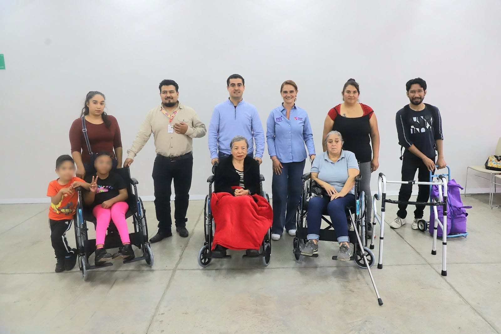 OXXO entrega apoyos en colaboración con el DIF Morelia